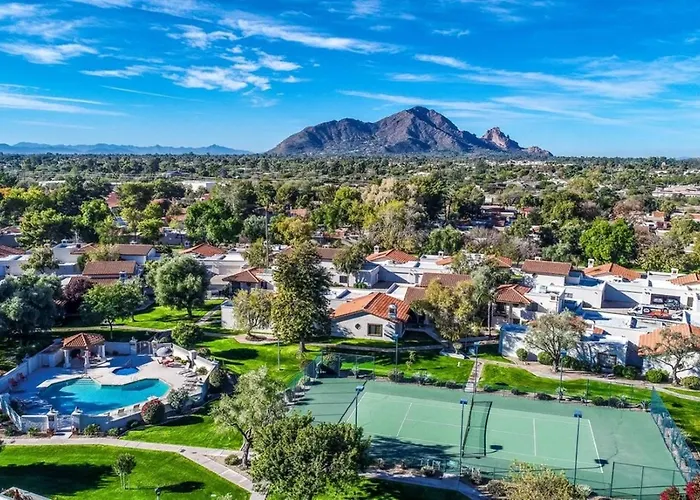 Dom wakacyjny Tennis, Greenbelt, Private Courtyard Patio *